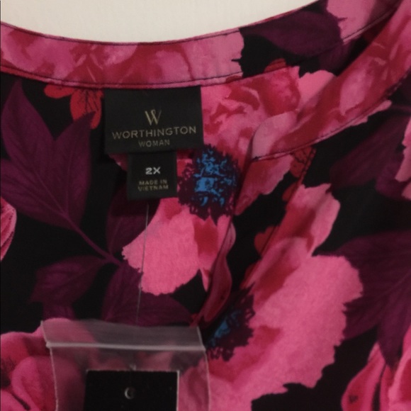 Blouse - Picture 2 of 3